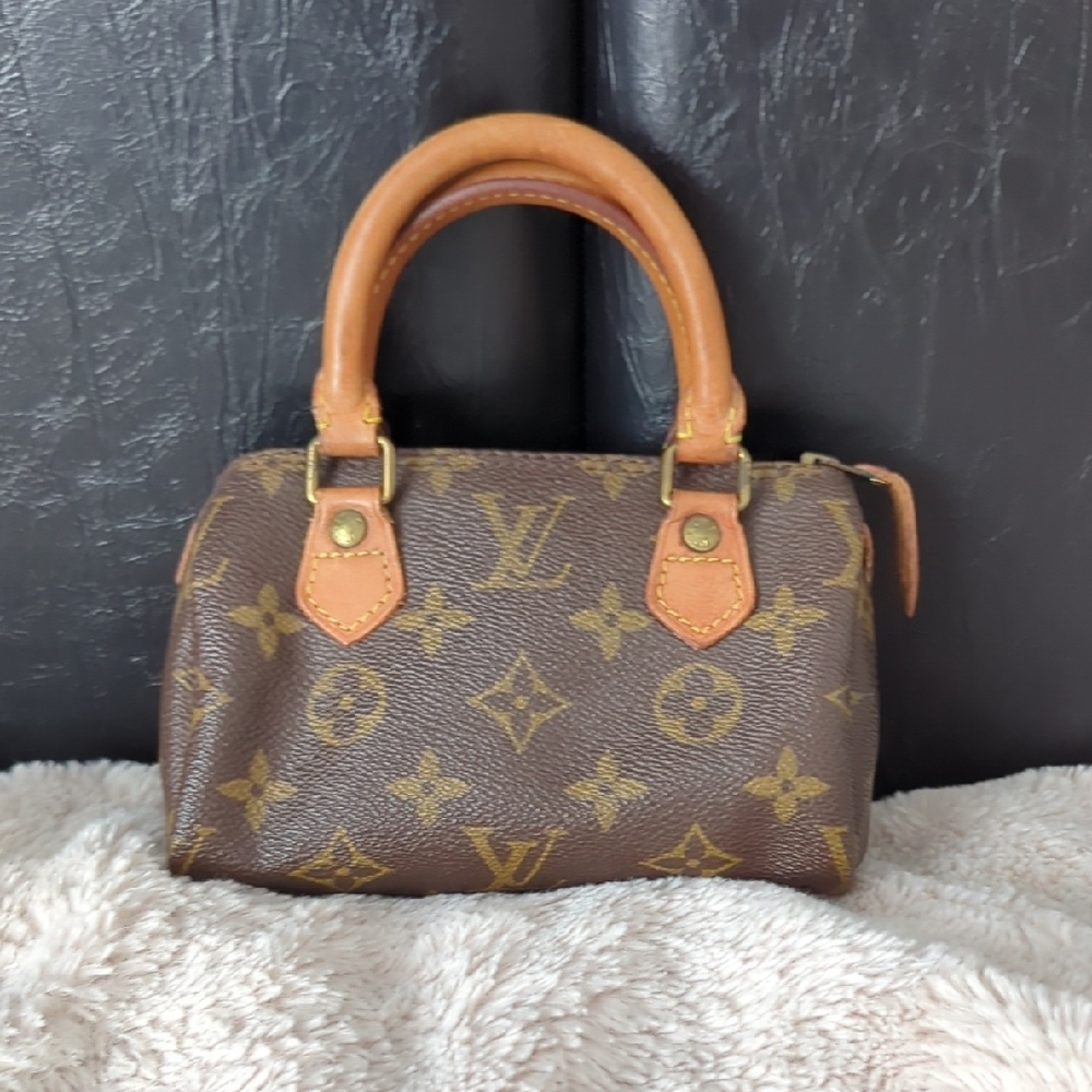 Louis Vuitton Mini HL